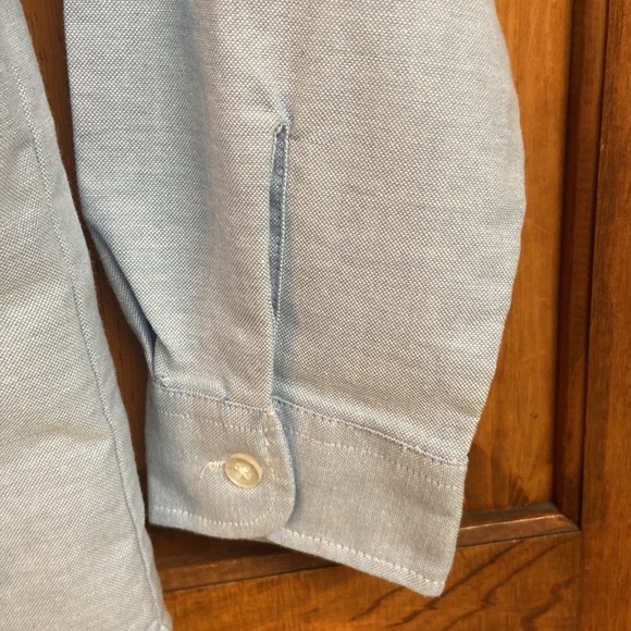 VanHuesen Boys Button Down Dress Shirt Size 12 - Picture 7 of 9